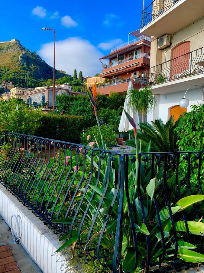 Sun Sky Sea Suite Taormina Esterno foto