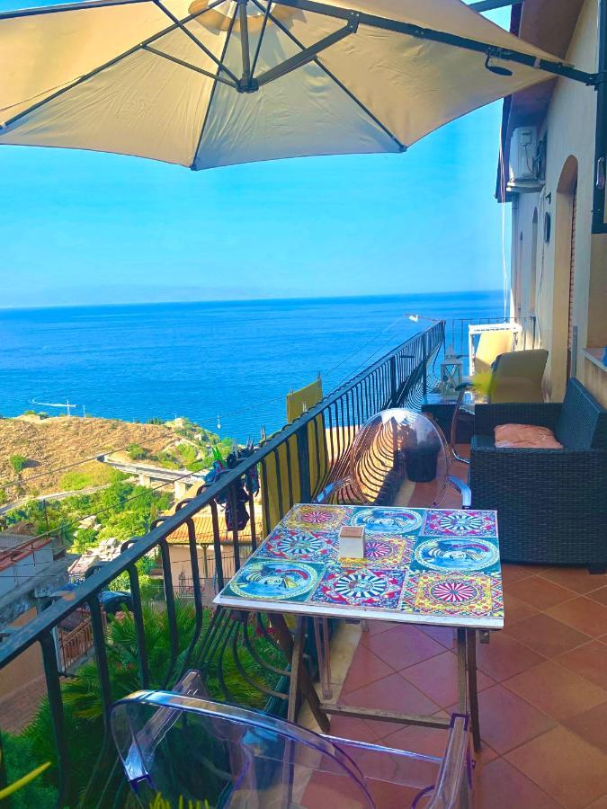 Sun Sky Sea Suite Taormina Esterno foto