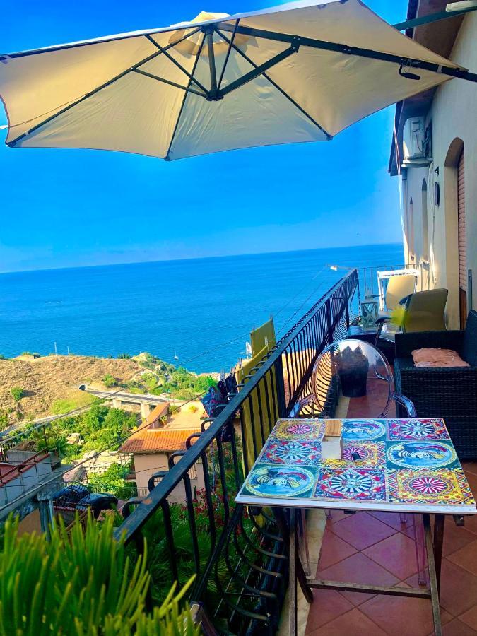 Sun Sky Sea Suite Taormina Esterno foto