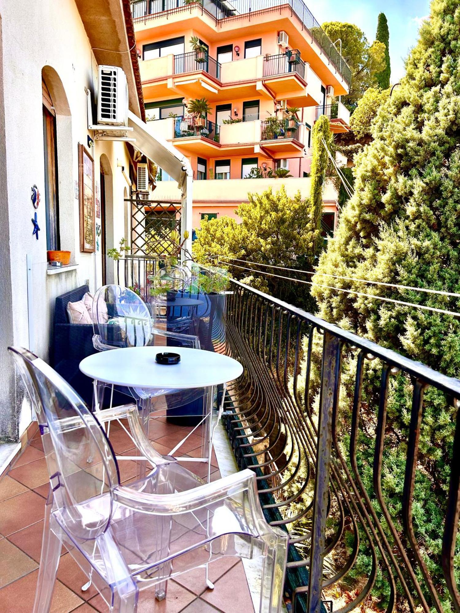 Sun Sky Sea Suite Taormina Esterno foto